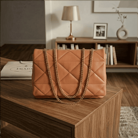 Large Quilted Ladies Shoulder Bag Gold Chain ZTS-CR-167